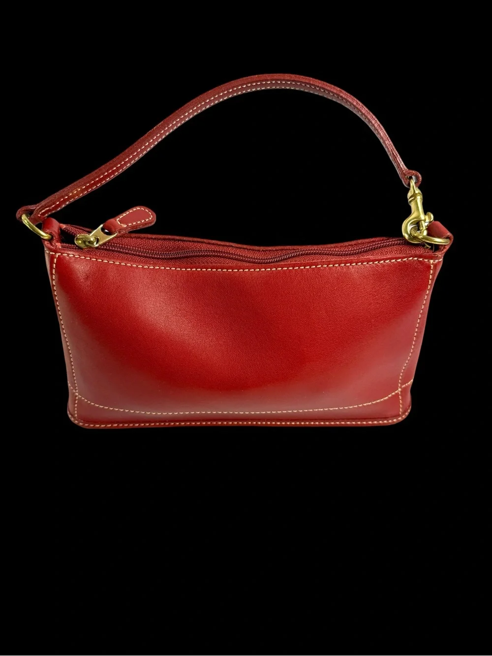 Coach compact red